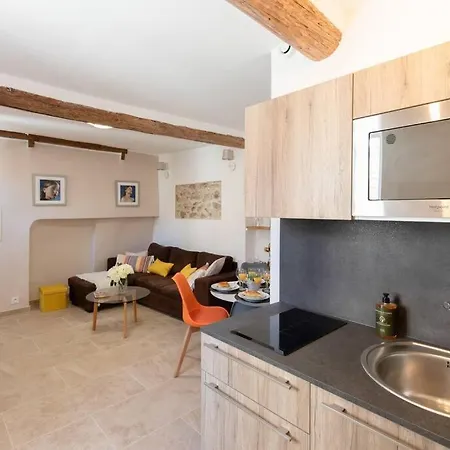 La Paia - Brand New Flat 3 Guests Old Town 5 Min. From アパート *